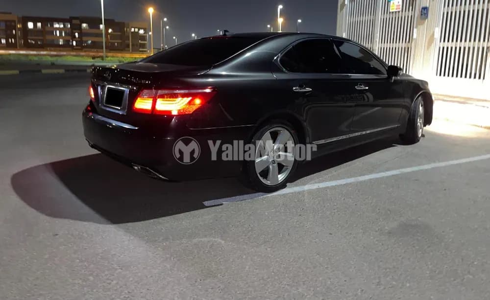 Used Lexus LS 460 4 door 4.6L SWB 2010