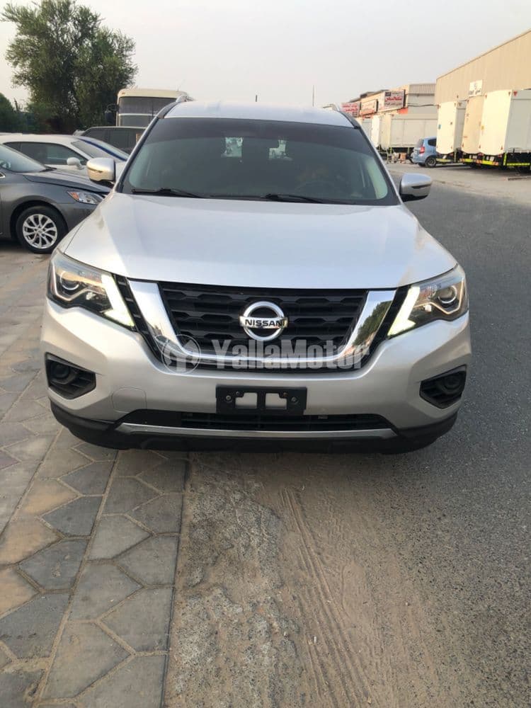 Used Nissan Pathfinder 3.5L S 4WD 2017