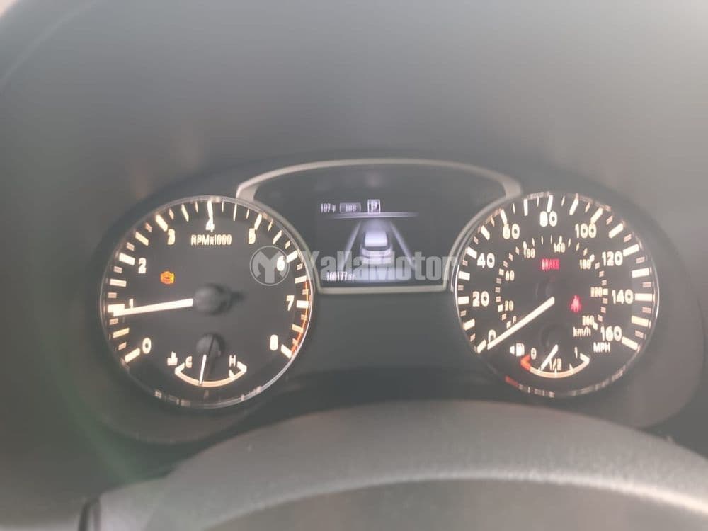 نيسان باثفايندر 3.5L S 4WD 2017 مستعملة