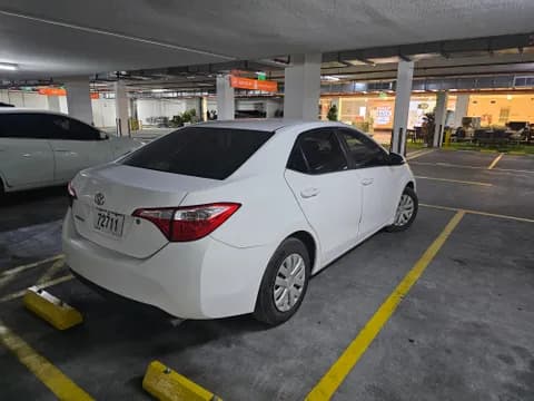 Used Toyota Corolla 1.8L 2015
