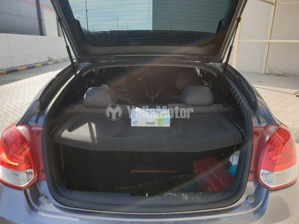 Used Hyundai Veloster 1.6L 2014
