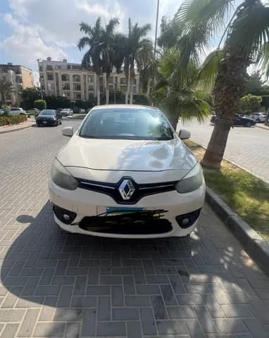رينو فلوينس 1.6L LE 2015 مستعملة رينو فلوينس 1.6L LE 2015 مستعملة used_cars.forSale