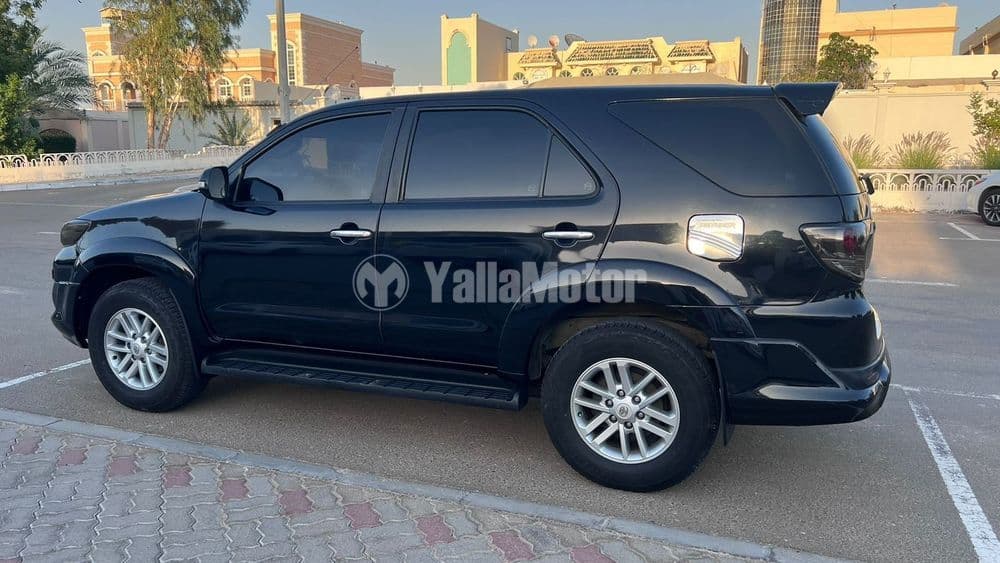 Used Toyota Fortuner 2.7L TRD Sportivo 2015