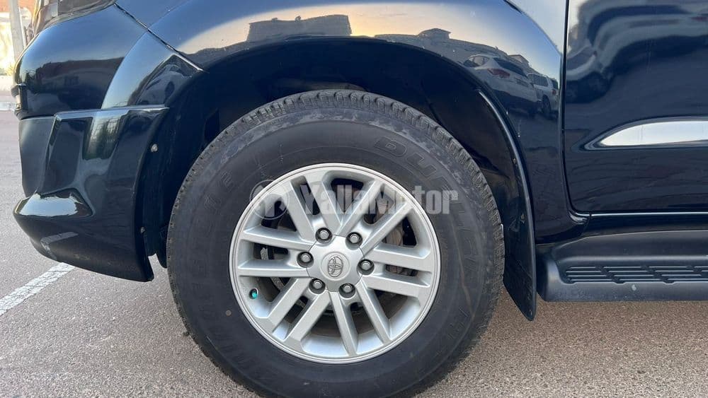 Used Toyota Fortuner 2.7L TRD Sportivo 2015