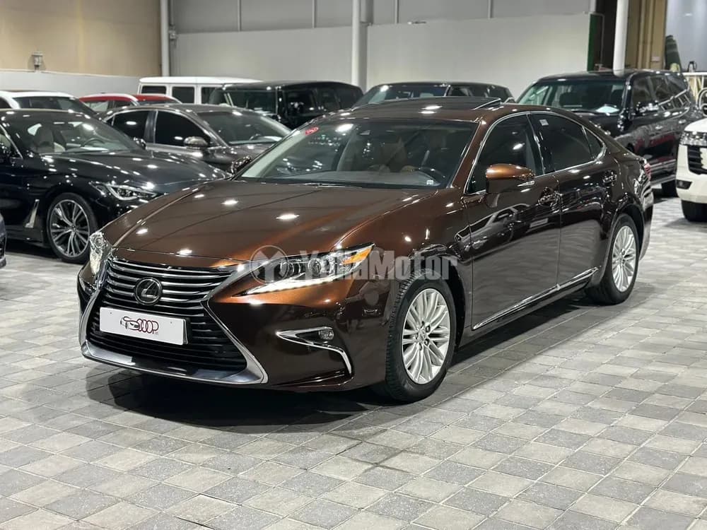 لكزس إي أس 350 4 door 3.5L 2016 مستعملة