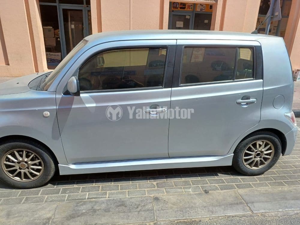 Used Daihatsu Materia 2007