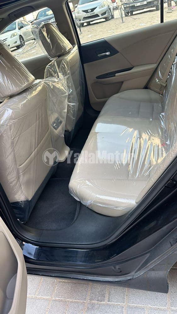 هوندا أكورد 2.0L EXL Hybrid 2017 مستعملة