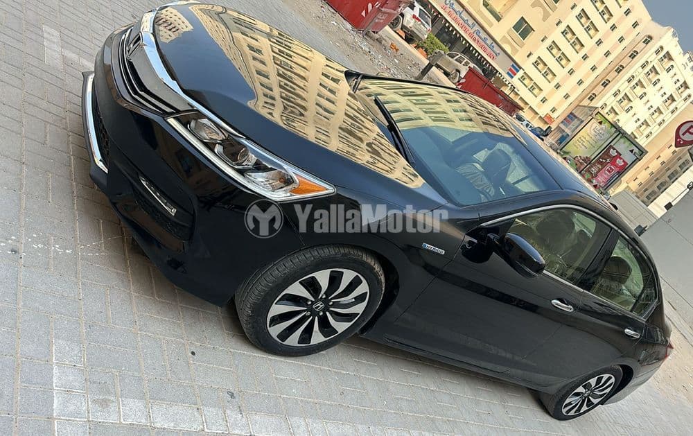 هوندا أكورد 2.0L EXL Hybrid 2017 مستعملة