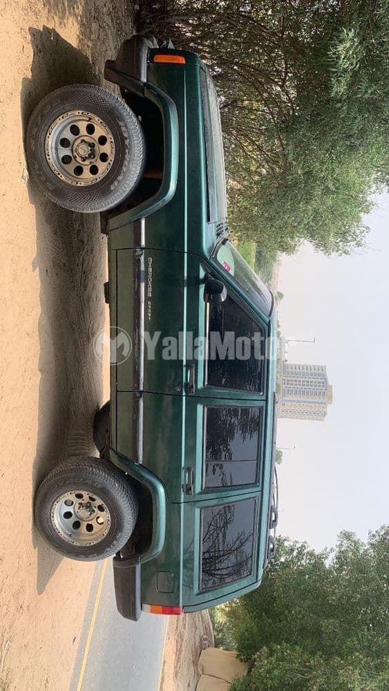 جيب شيروكي سبورت 2000 مستعملة