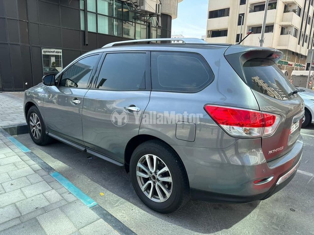 Used Nissan Pathfinder 3.5L SL 4WD (7 Seater) 2015