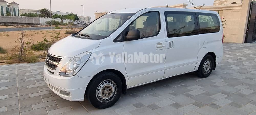 Used Hyundai H1 12-Seater Passenger Van 2016
