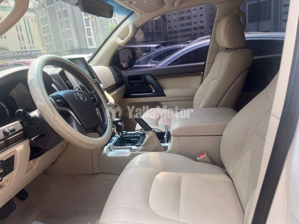 تويوتا لاند كروزر 4.0 GXR 2019 مستعملة