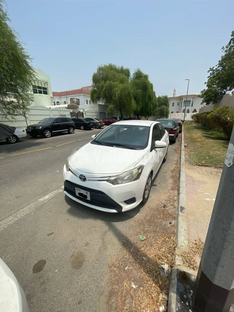 Used Toyota Yaris 1.5L SE 2014