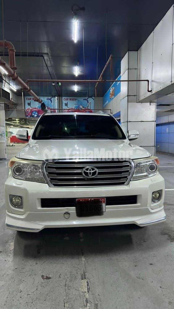 Used Toyota Land Cruiser 4.0L VXR 2015