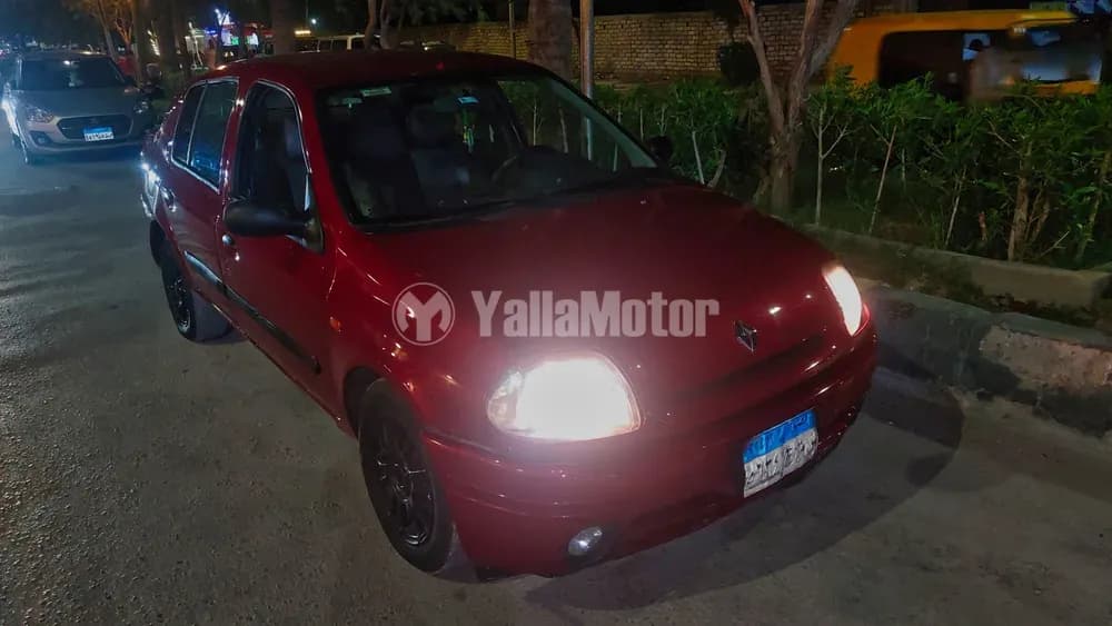 Used Renault Clio 2001