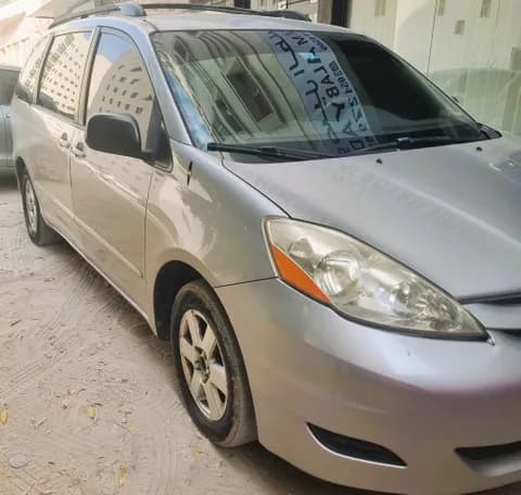 Used Toyota Sienna 2009
