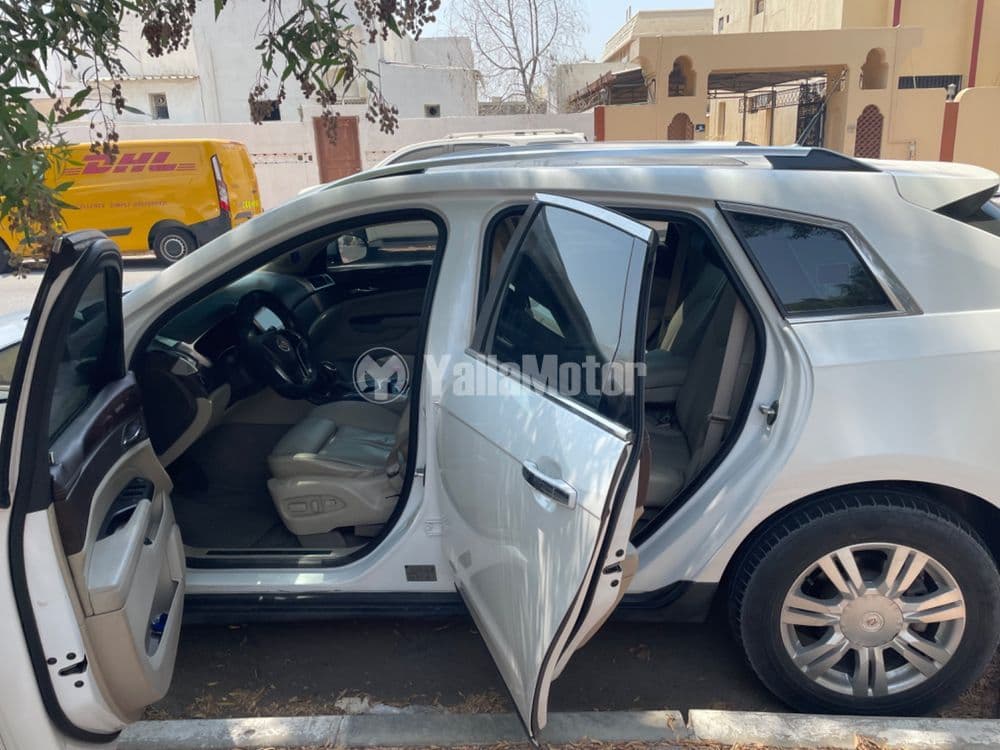 مستعملة كاديلاك أس آر اكس 3.6L 5 Seater 2014