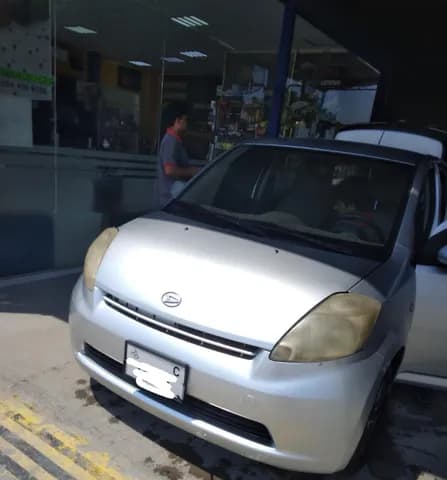 Used Daihatsu Sirion 2006