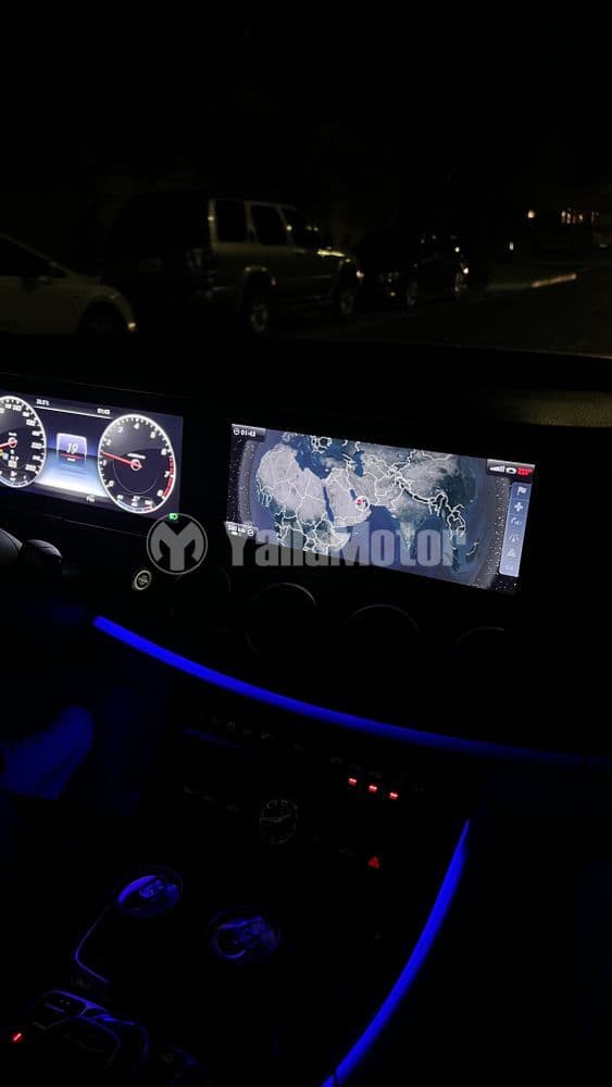 مرسيدس بنز الفئة -إي E 300 2017 مستعملة