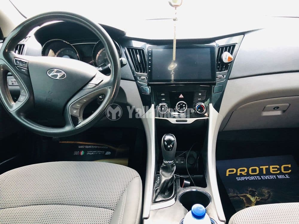 هيونداي سوناتا 2.4L Mid 2014 مستعملة