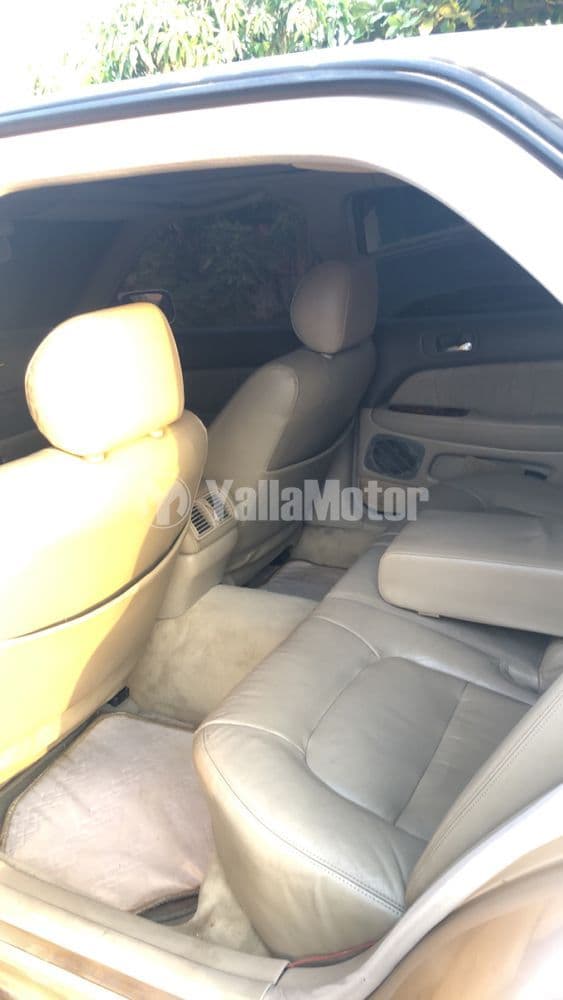 Used Lexus LS 400 1998