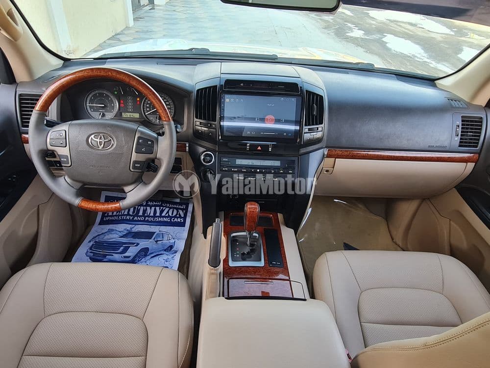 مستعملة تويوتا لاند كروزر 4.6 GXR 2012