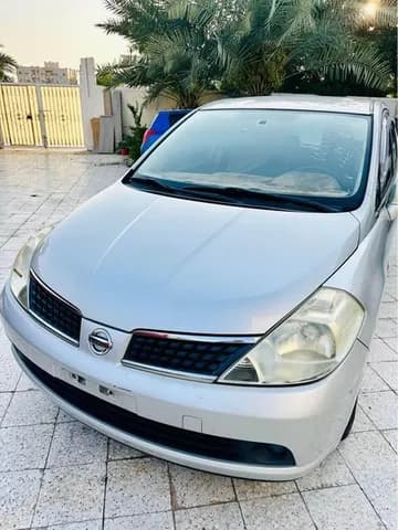 Used Nissan Tiida 2008