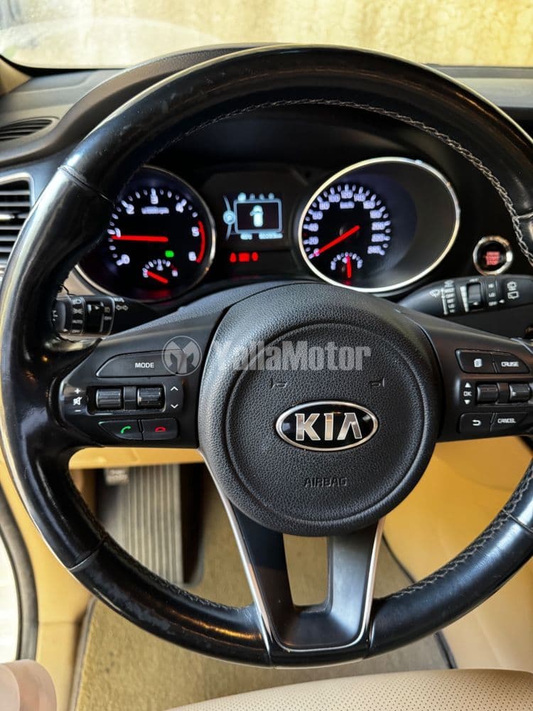 كيا كارنفال 2018 مستعملة