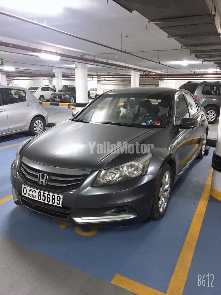 مستعملة هوندا أكورد 2.4 لتر دي أكس 2012