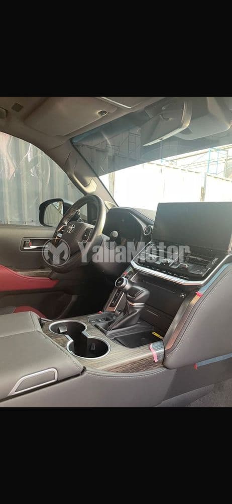 تويوتا لاند كروزر 3.5T VXR 2022 مستعملة