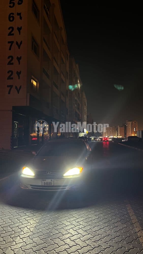 تويوتا كامري 2.5L LE 204 HP 2004 مستعملة