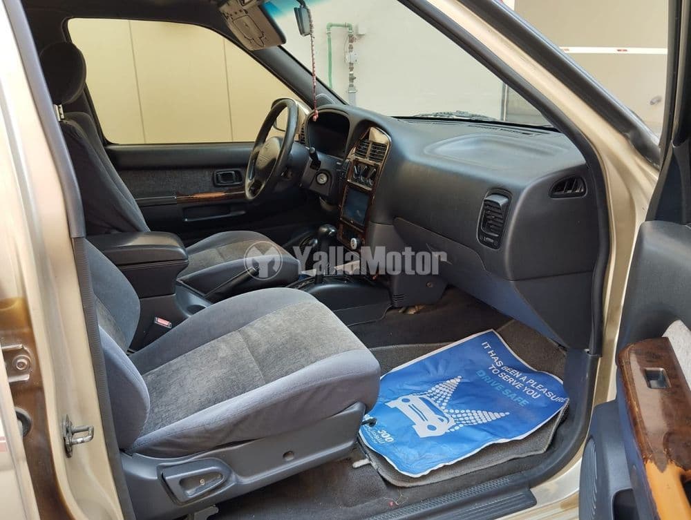 Used Nissan Pathfinder 3.5 SE 1998