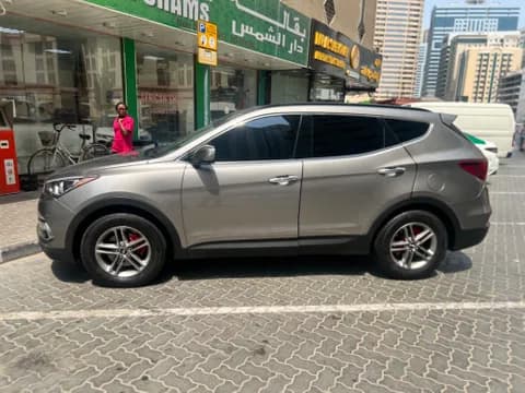 Used Hyundai Santa Fe 2.4L Mid (FWD) 2017