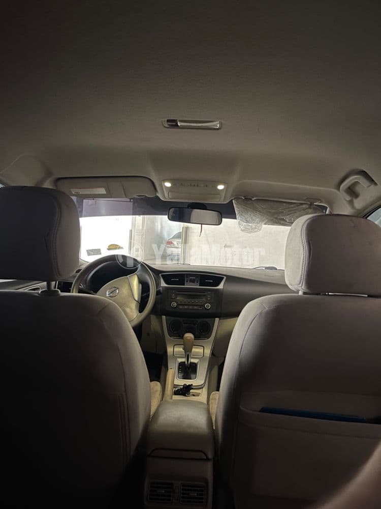 نيسان سنترا 1.6L سيدان 2015 مستعملة