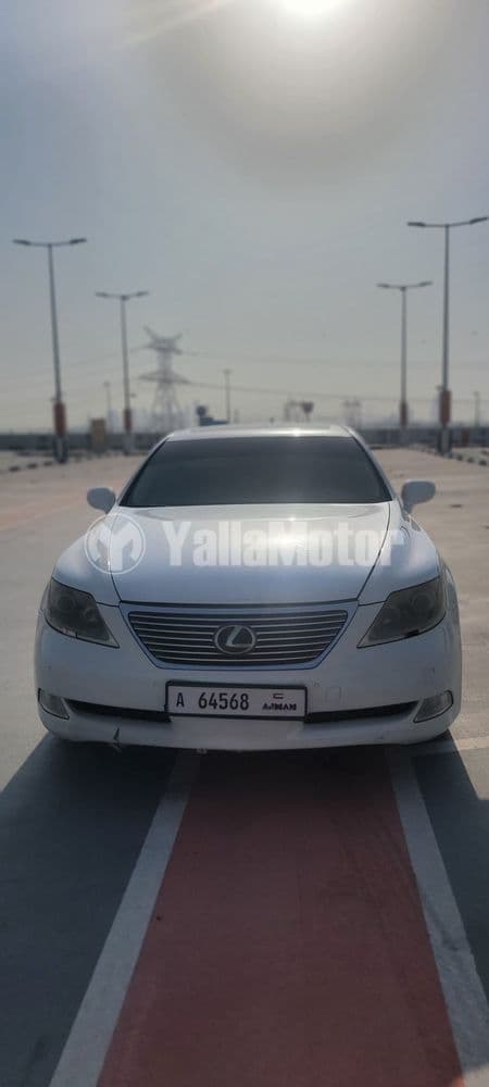 لكزس أل أس 460 ل 4 door 4.6L LWB 2007 مستعملة