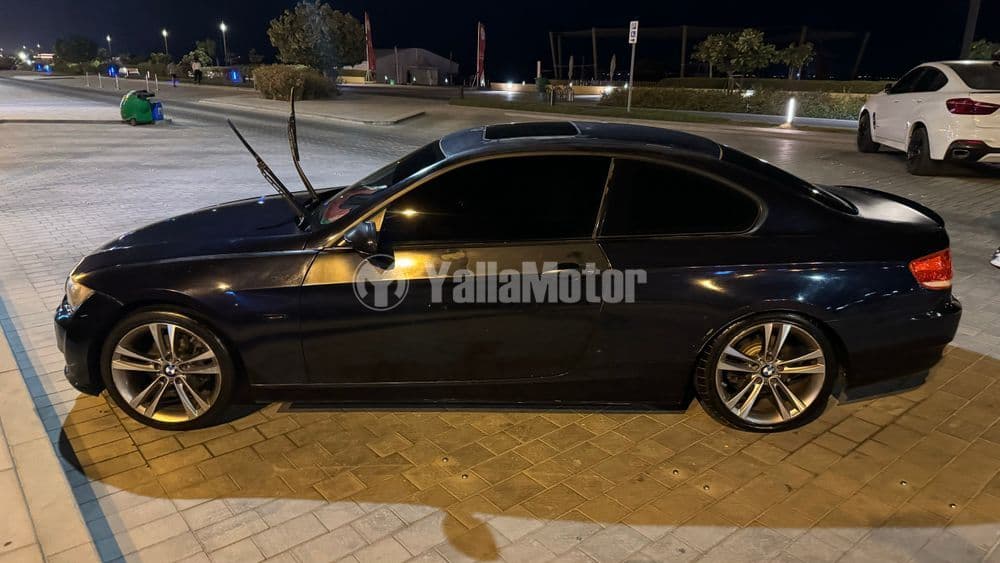 مستعملة بي إم دبليو الفئة الثالثة - كوبيه 320i 2008