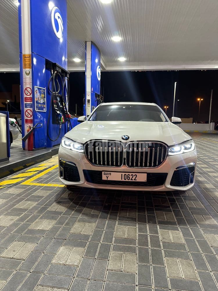 بي إم دبليو الفئة السابعة 4.3L ActiveHybrid 2022 مستعملة