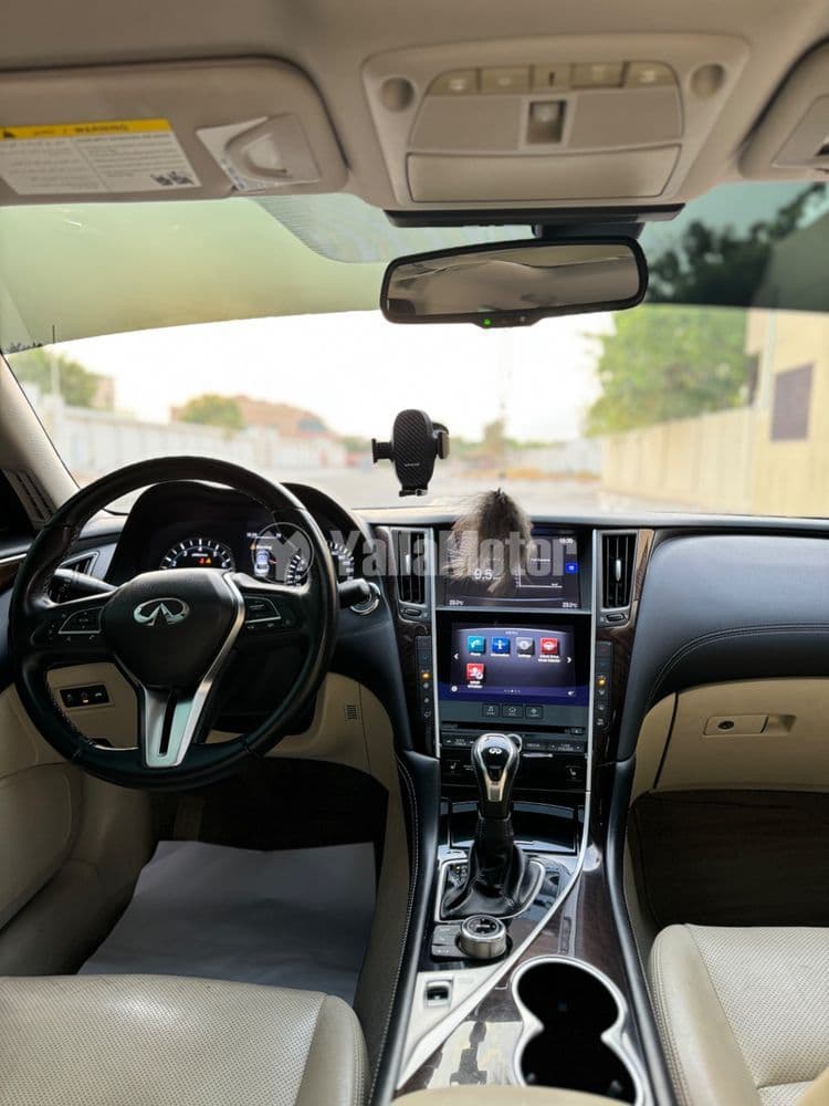 مستعملة انفينيتي كيو50 2.0 توربو 2018