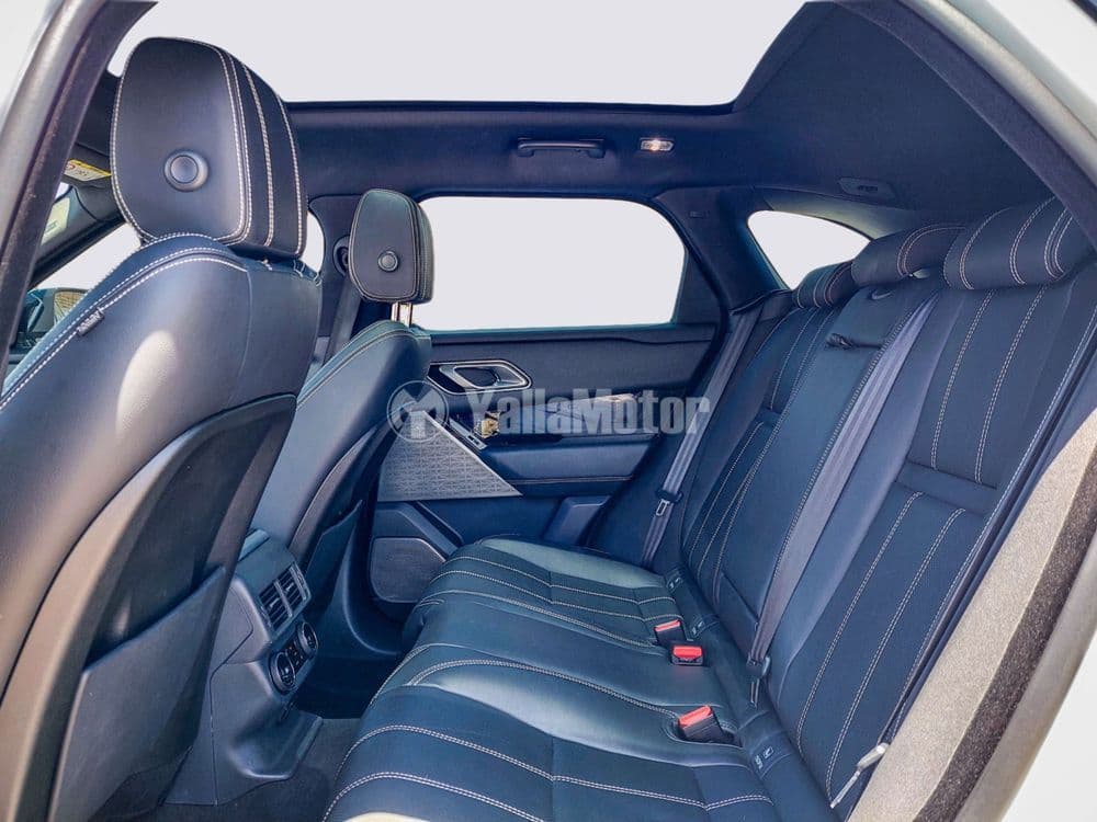 مستعملة لاند روفر رنج روفر فيلار 2.0L R-Dynamic SE 250 PS 2019