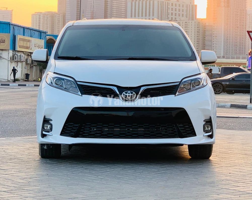 Used Toyota Sienna 2015