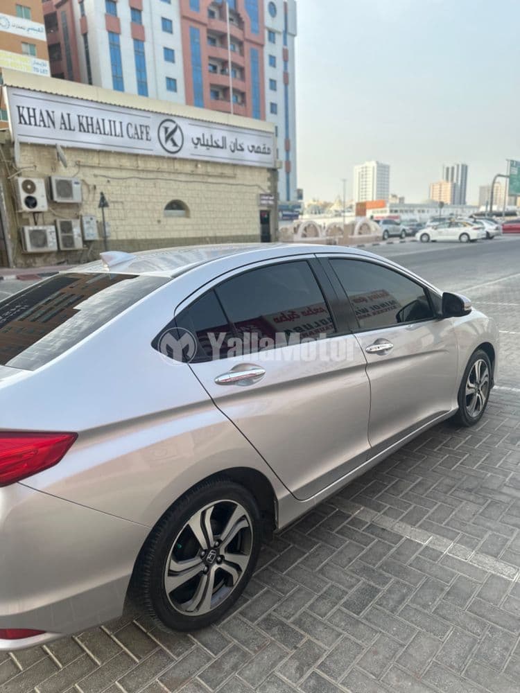 Used Honda City 2015