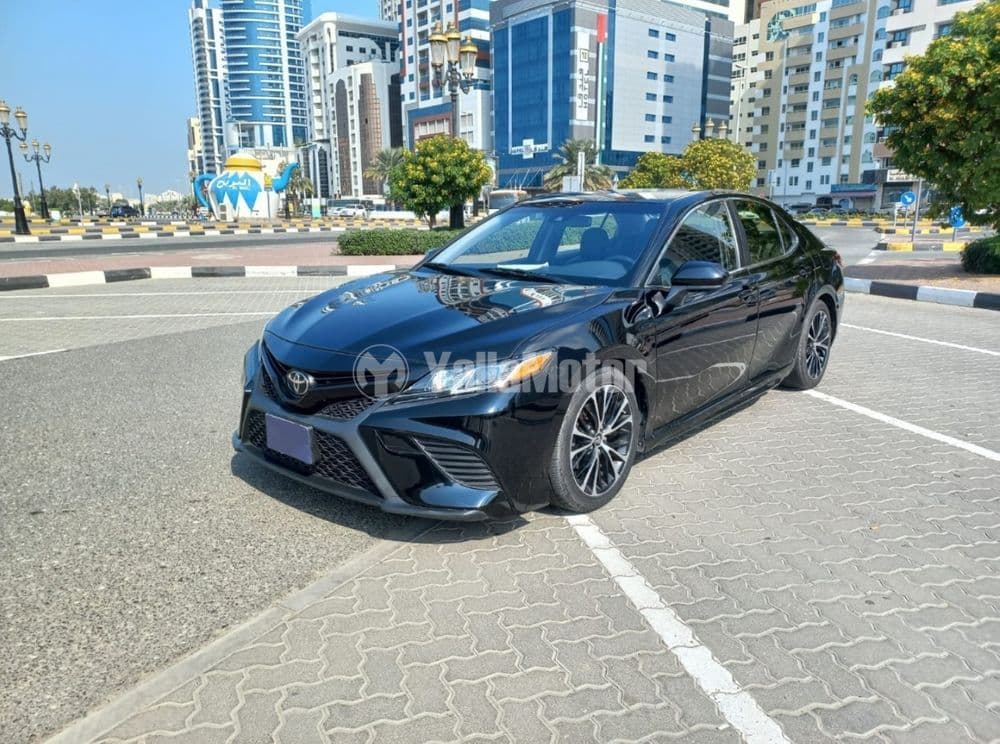 Used Toyota Camry 2.5L SE 178 HP 2018