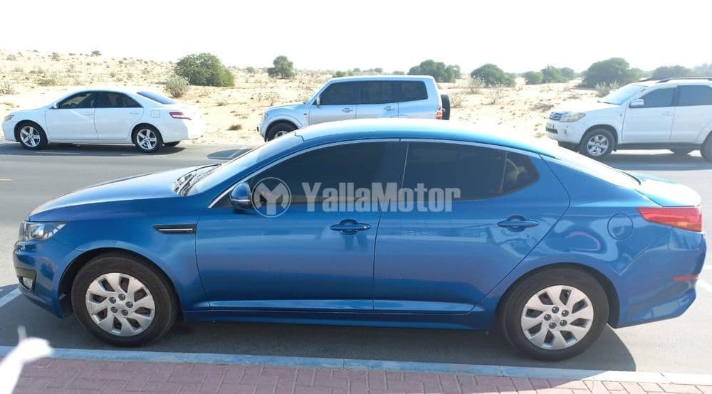 كيا أوبتيما 2.0L 2015 مستعملة