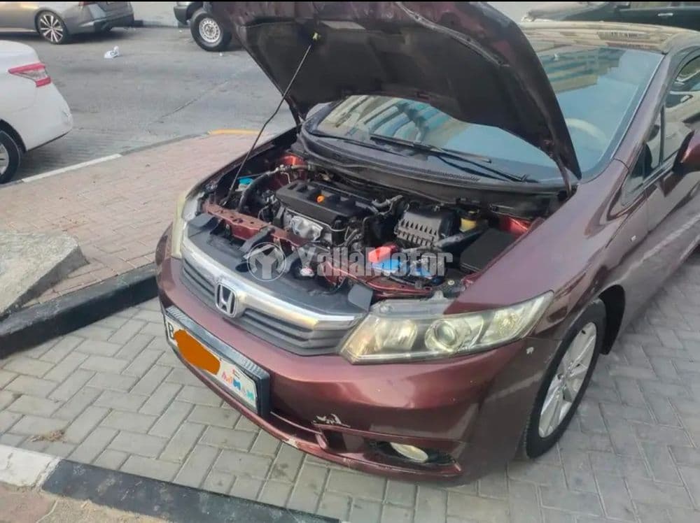 مستعملة هوندا سيفيك 1.8 في تي آي 2012