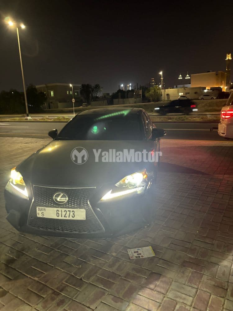 لكزس IS250 2014 مستعملة