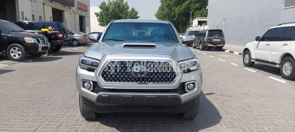 Used Toyota Tacoma 3.5L Limited A/T 2020