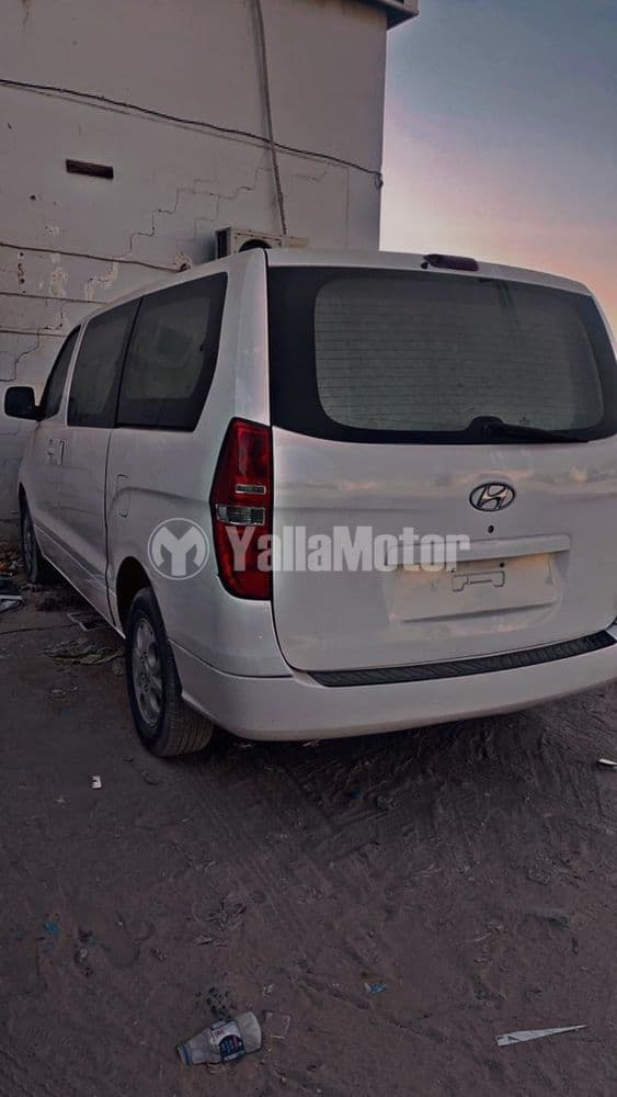 Used Hyundai H1 3-Seater Cargo Van 2011