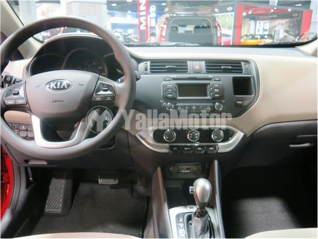 كيا ريو 4 Door Sedan 1.4L 2013 مستعملة