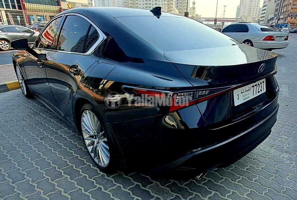 Used Lexus IS 300 4 door 2.5L 2023