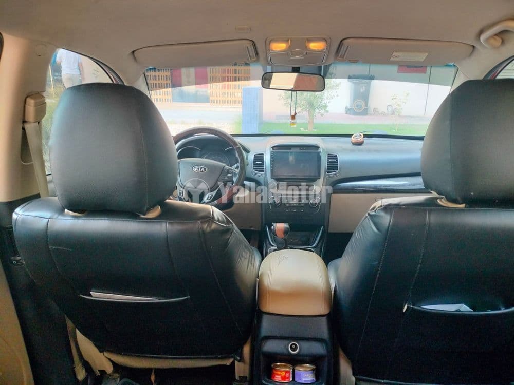 مستعملة كيا سورينتو 2.4L 7 Seater 2014
